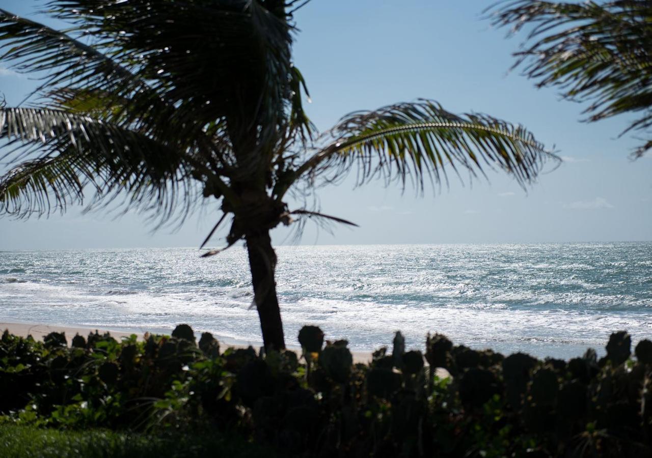 Flat Guarajuba Beira Da Praia Pe Na Areia Exteriér fotografie